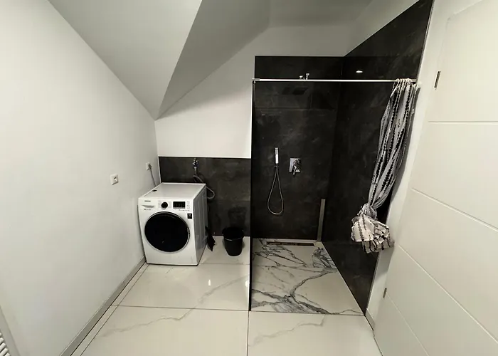 Moderne 4 Personen * Deggendorf